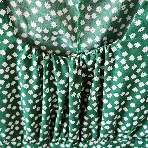 Green Floral Dot Summer Dress - Picture 4 of 6